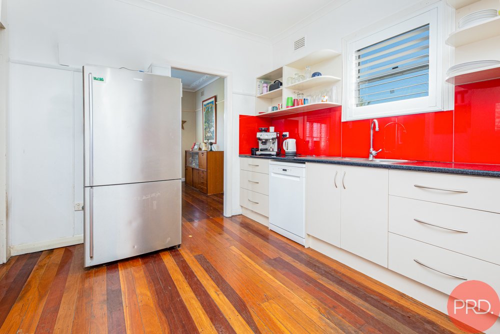 14 Glover Street EAST MAITLAND 9