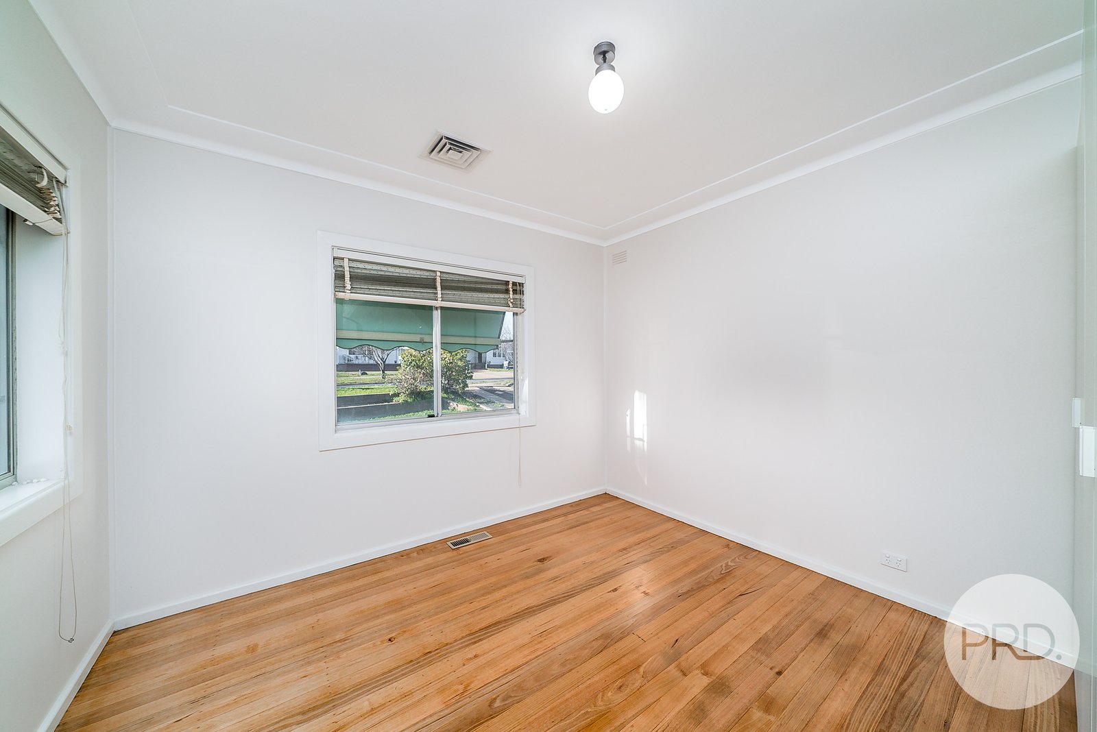 14 Gowrie Parade MOUNT AUSTIN 6