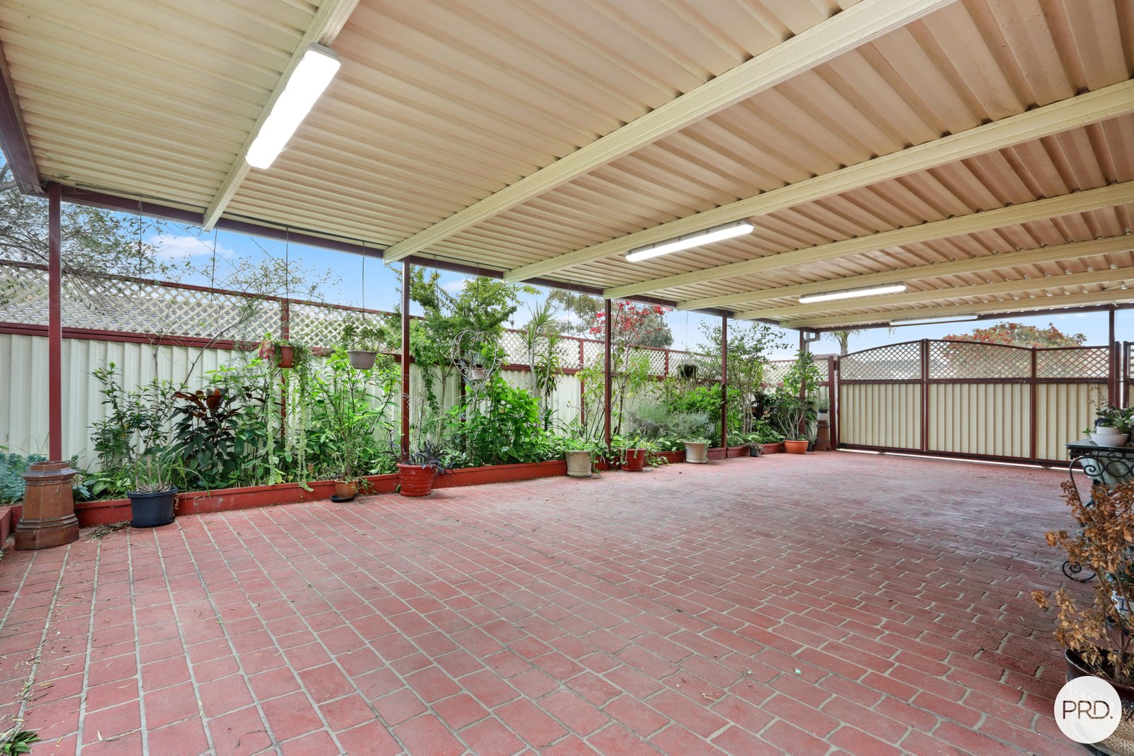 14 Greenway Parade REVESBY 2