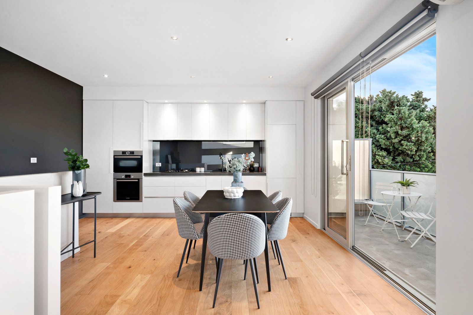Gallery: 1/4 Hamilton Street