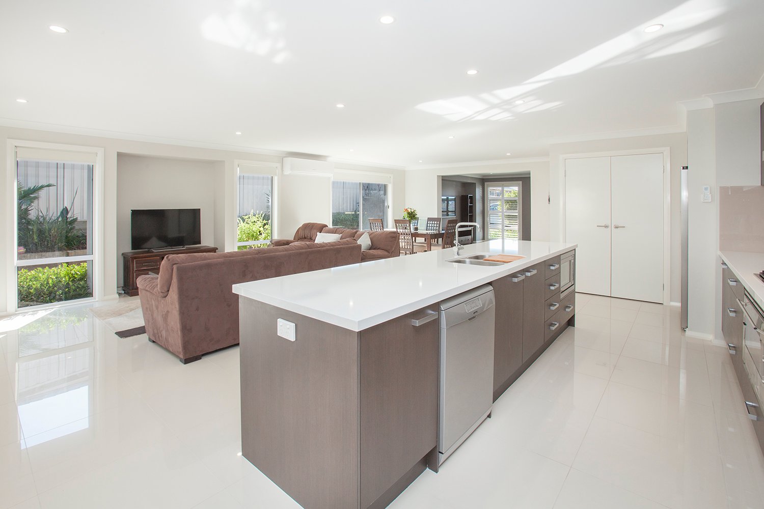 14 Harrow Street THORNTON 11