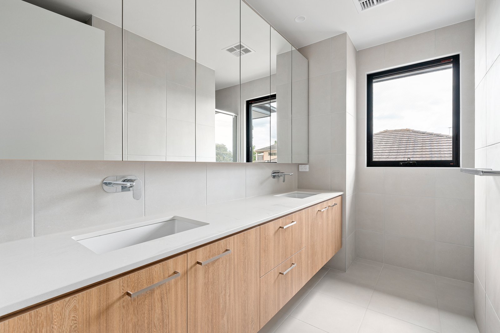 Real Estate and Property in 14 Hawson Avenue, Glen Huntly, VIC