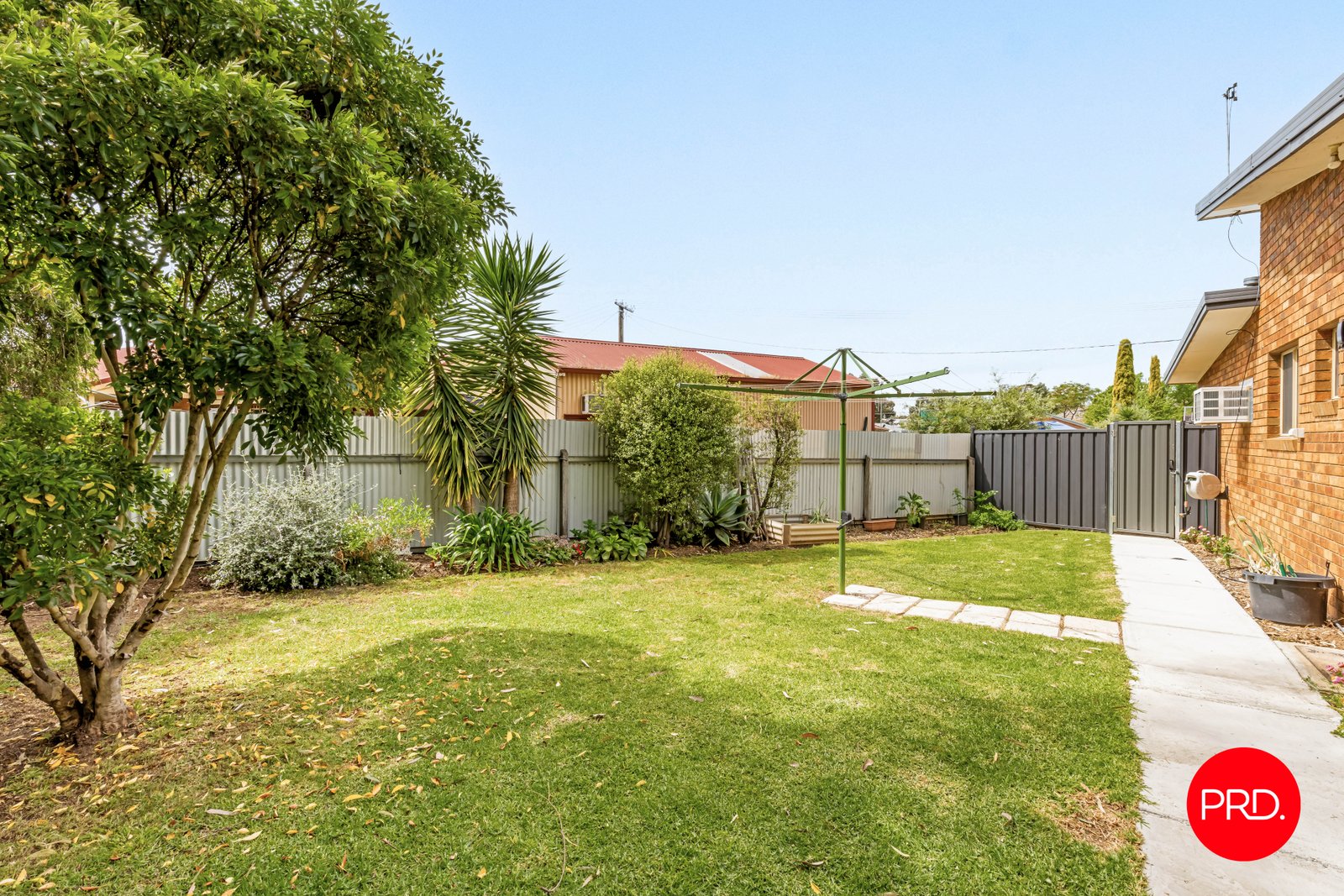 1/4 Hedley Court WHITE HILLS 10