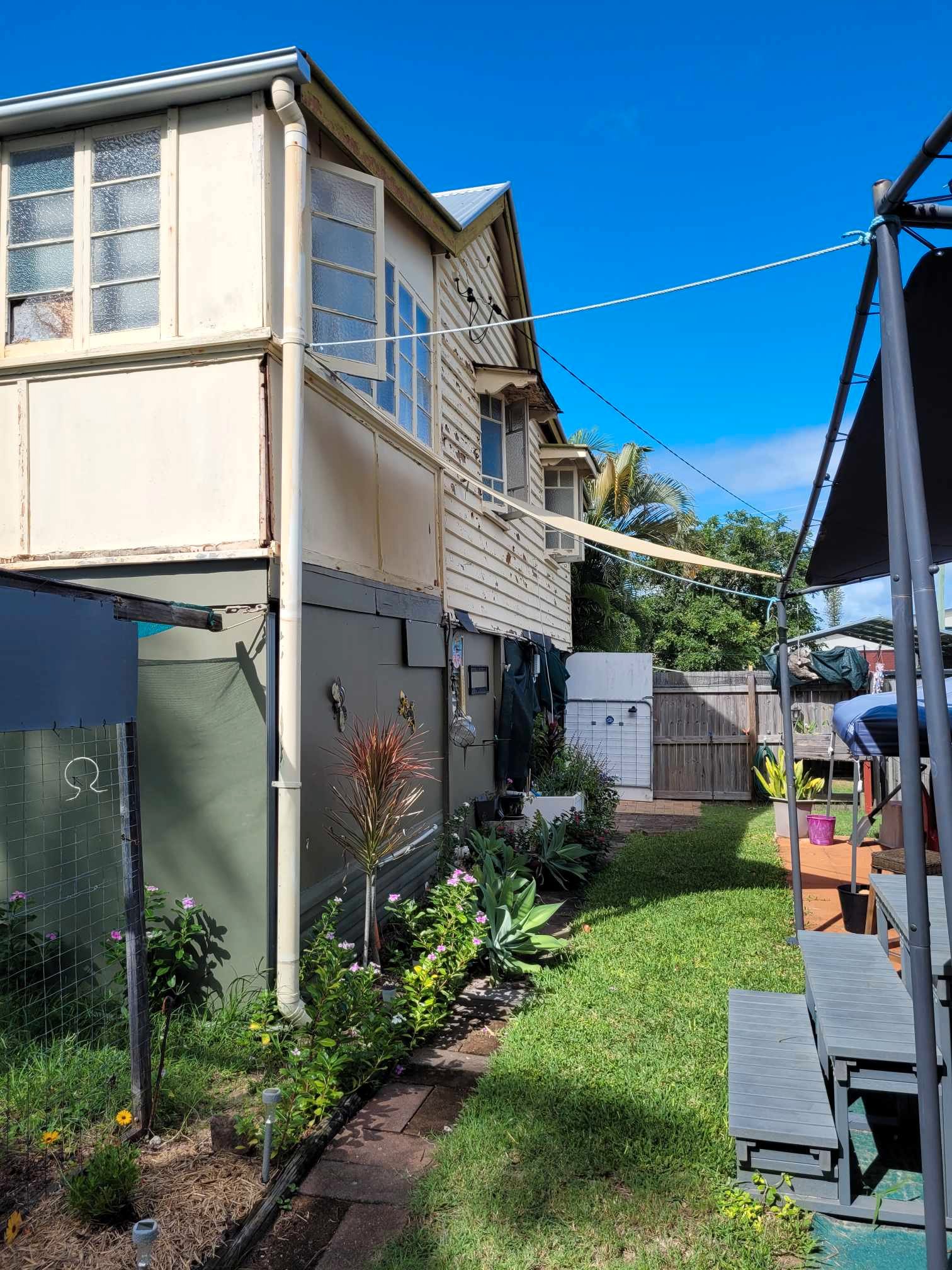 14 Hibiscus Street URANGAN 24