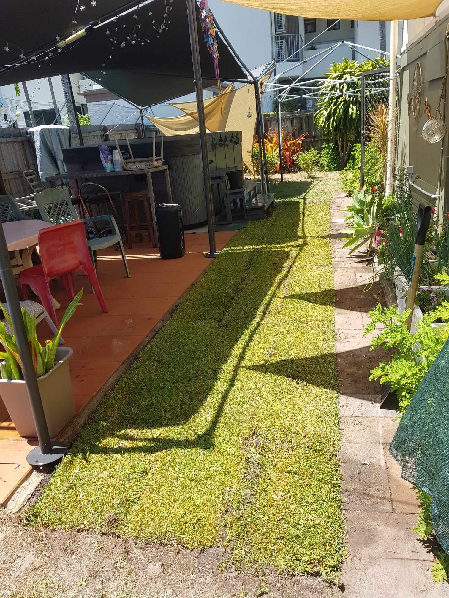 14 Hibiscus Street URANGAN 27