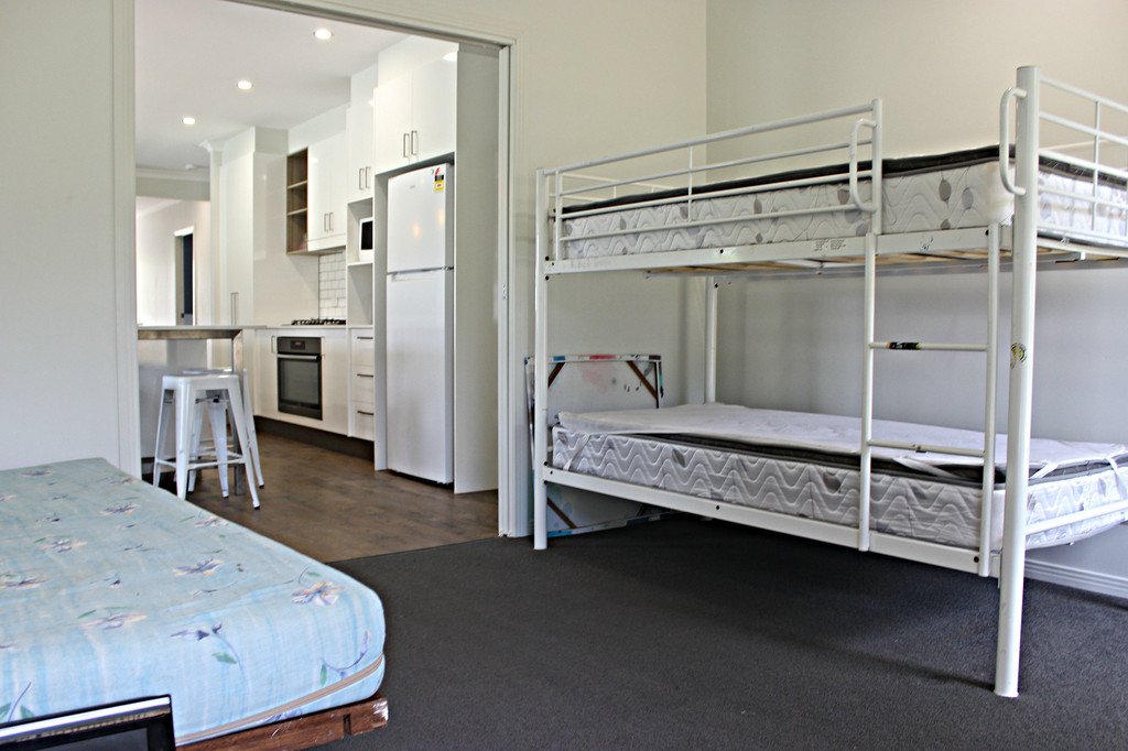 14 Hidden Court CANNONVALE 24