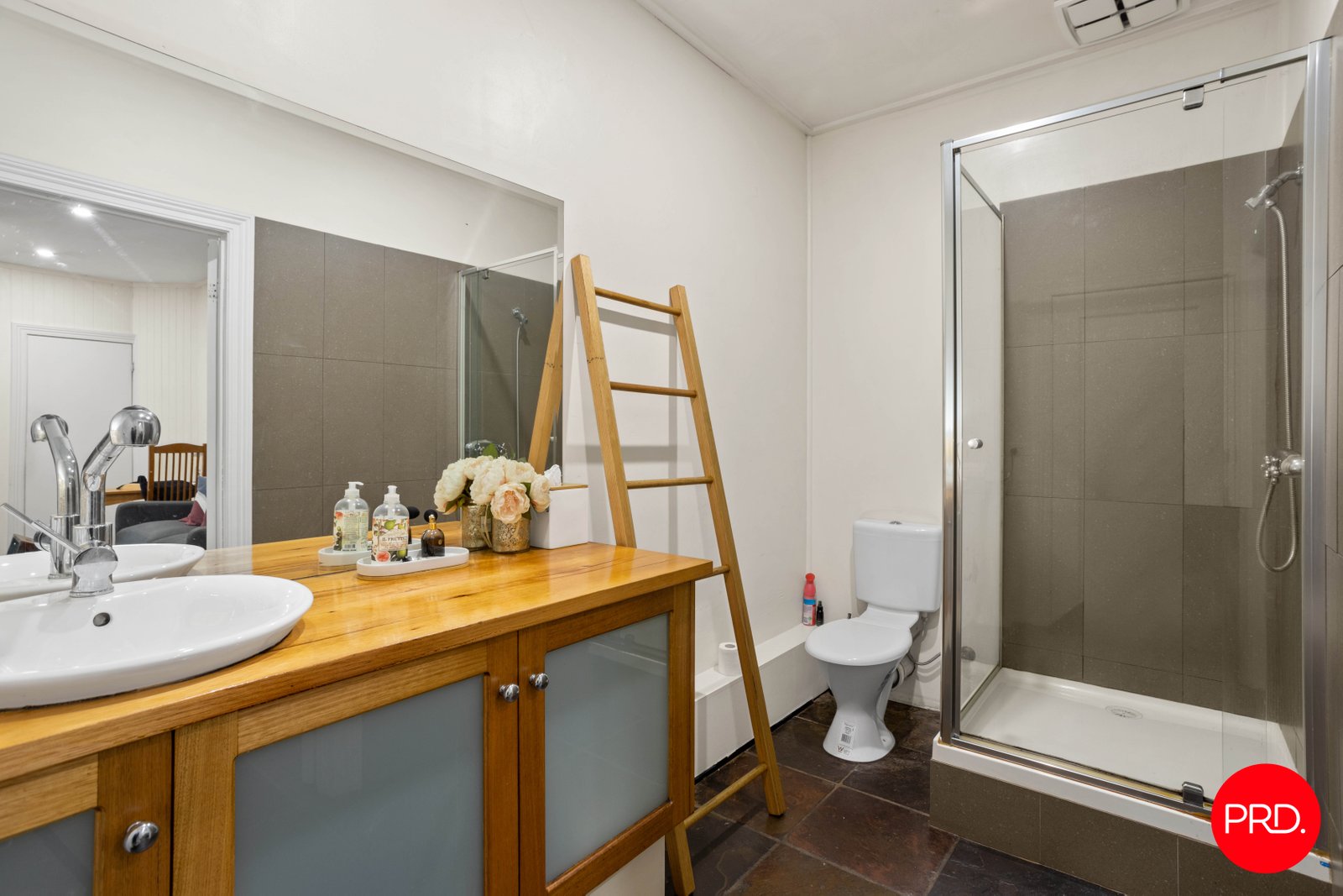 14 High Street LANCEFIELD 8