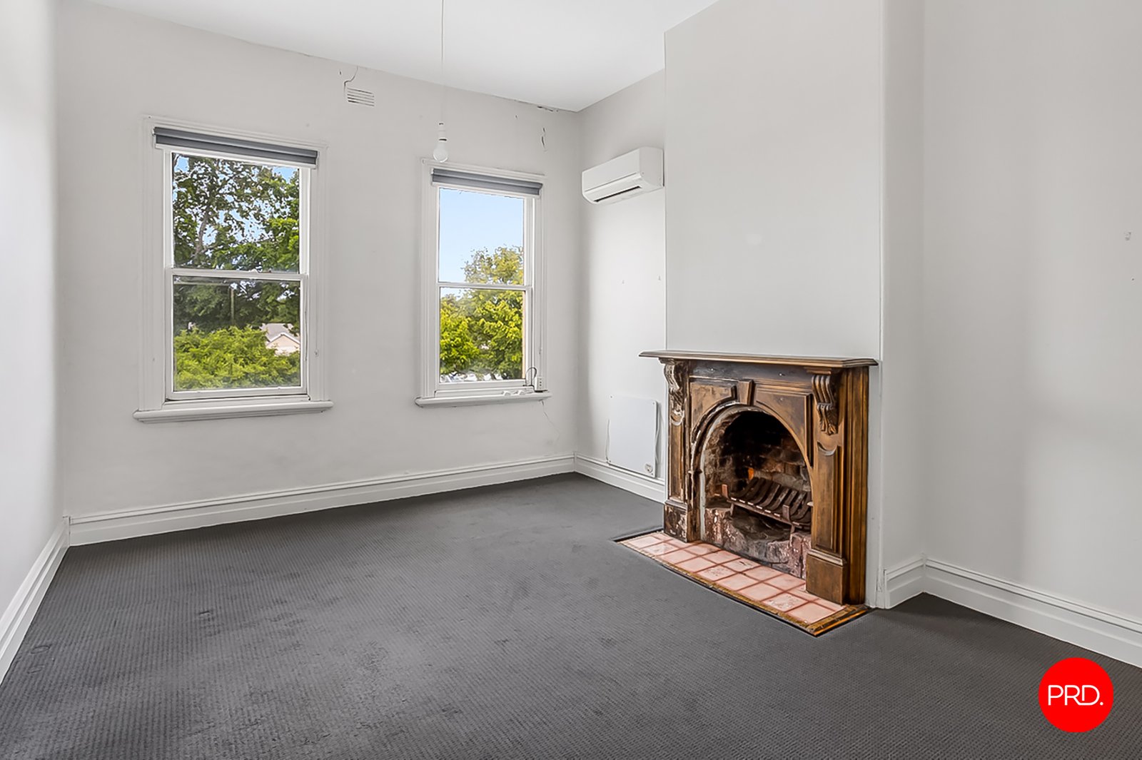 14 High Street LANCEFIELD 12