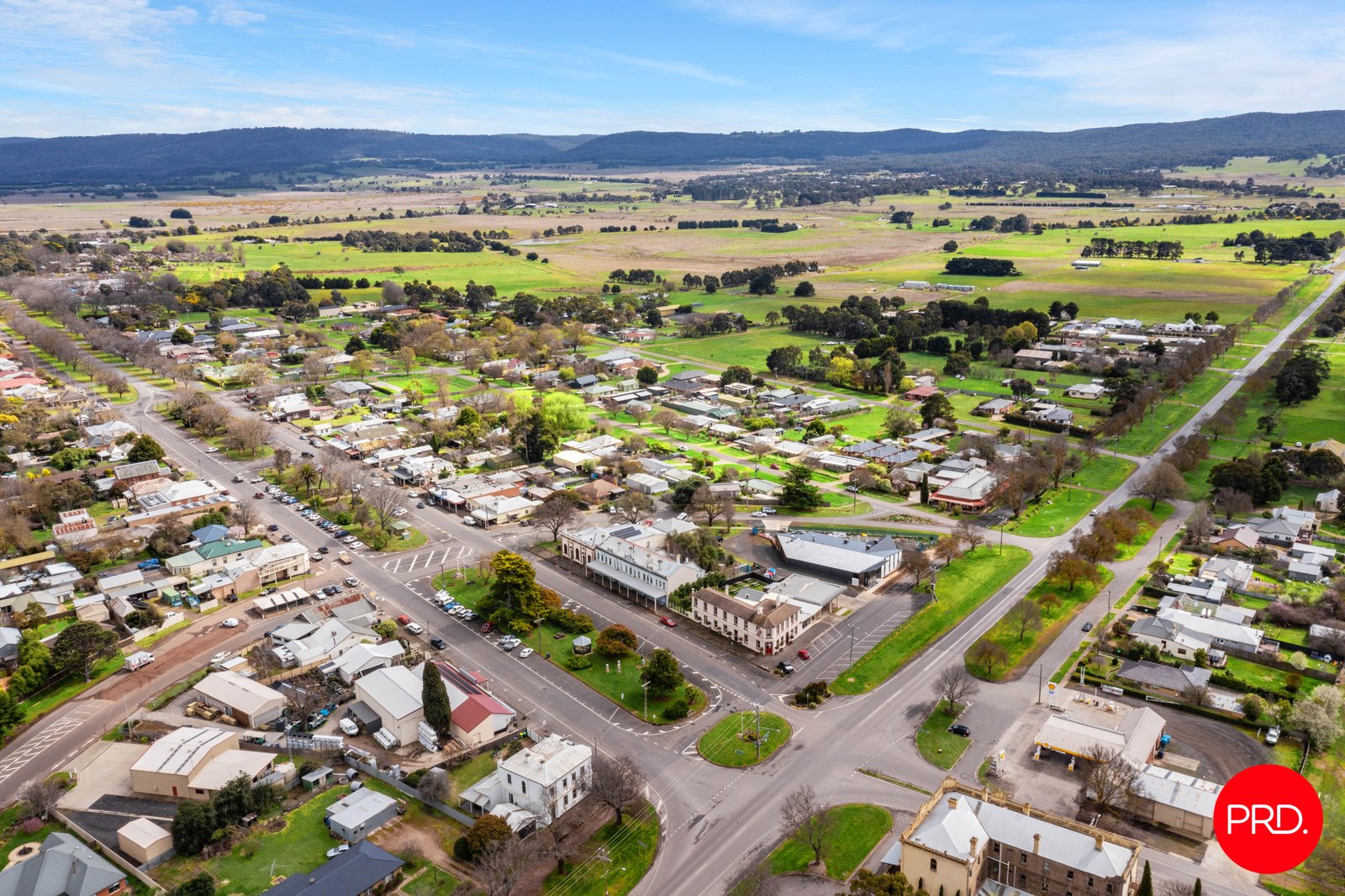 14 High Street LANCEFIELD 17