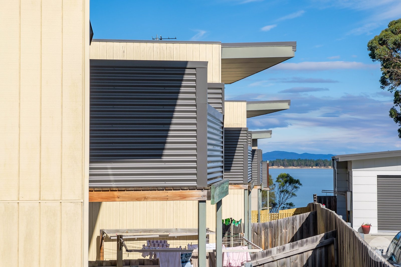 1/4 Higson Street MIDWAY POINT 12