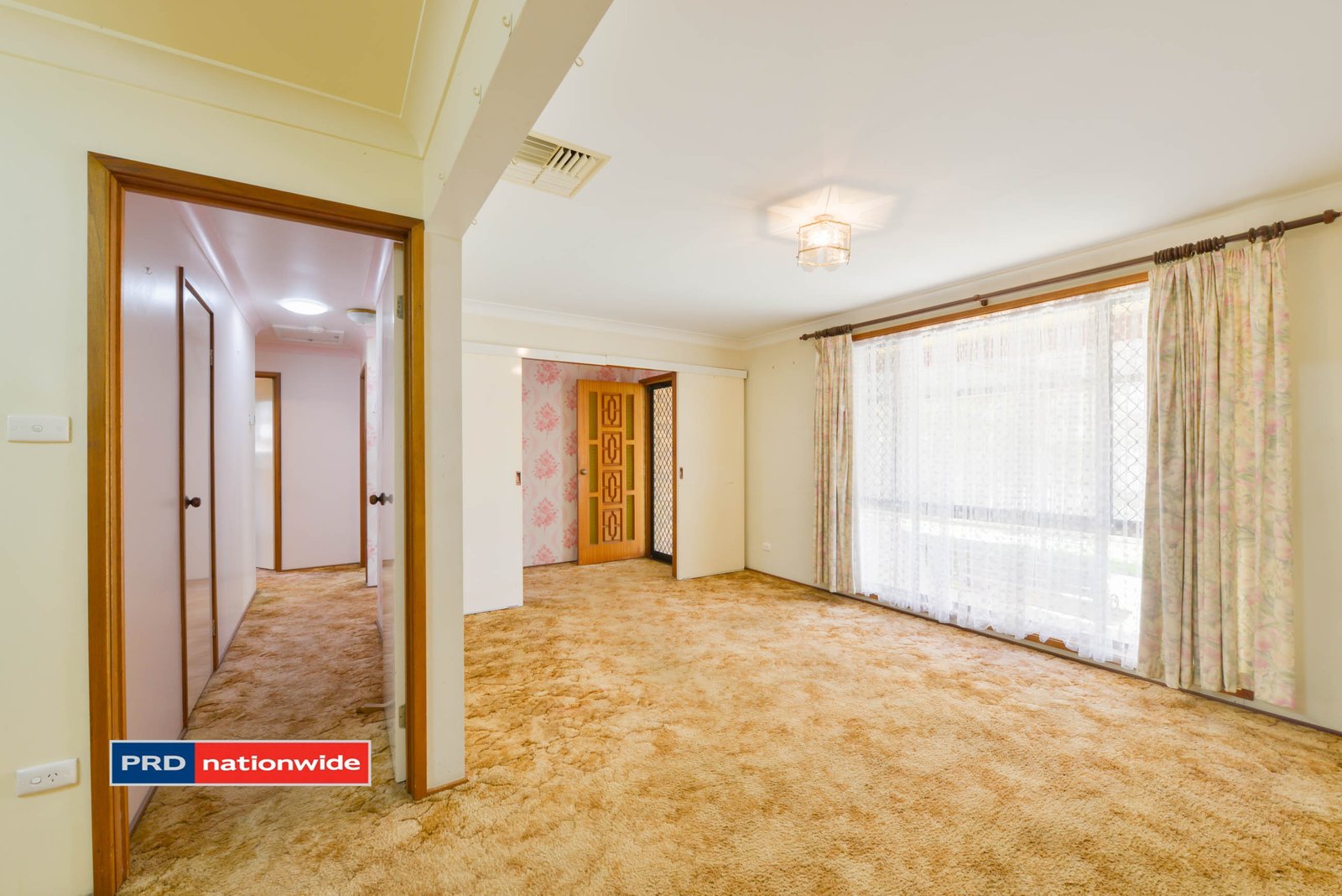 14 Hilda Lane TAMWORTH 3