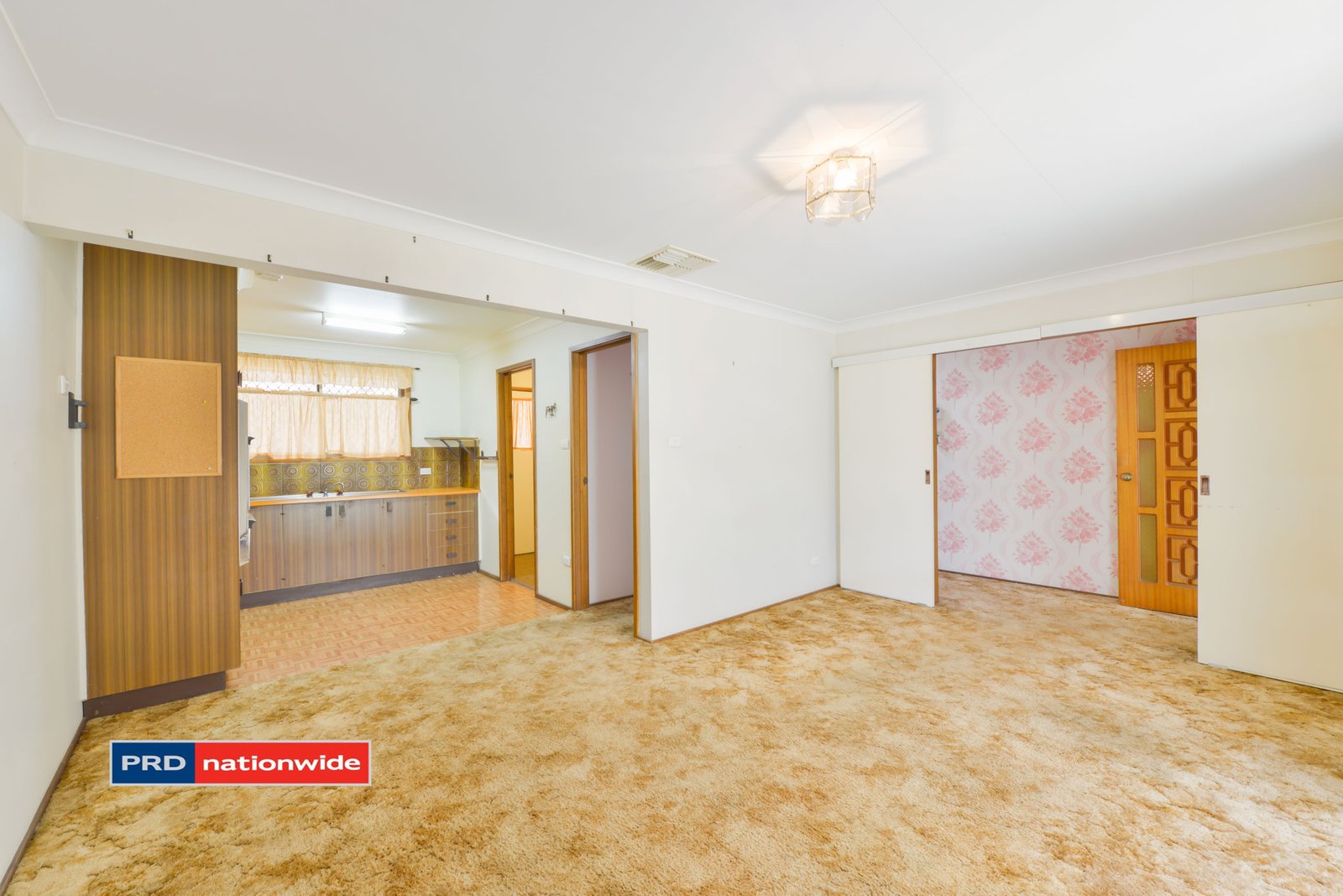 14 Hilda Lane TAMWORTH 5