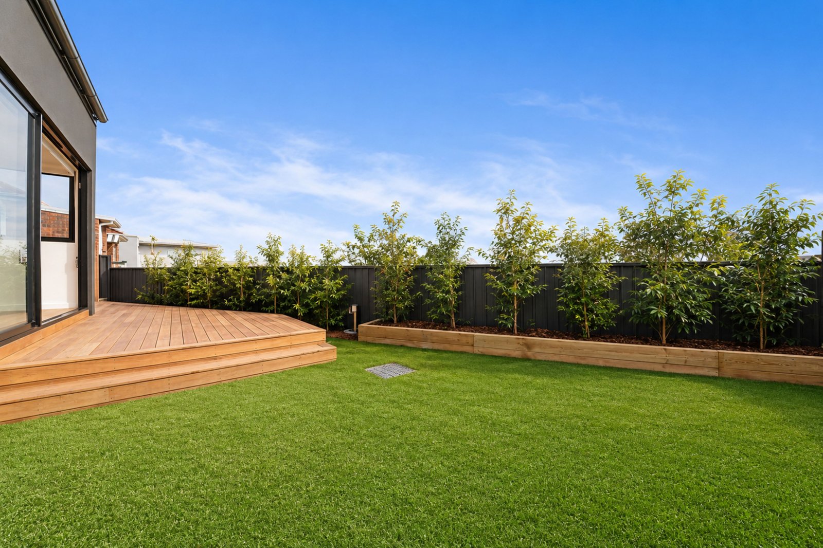 14 Hillary Parade MATRAVILLE 4