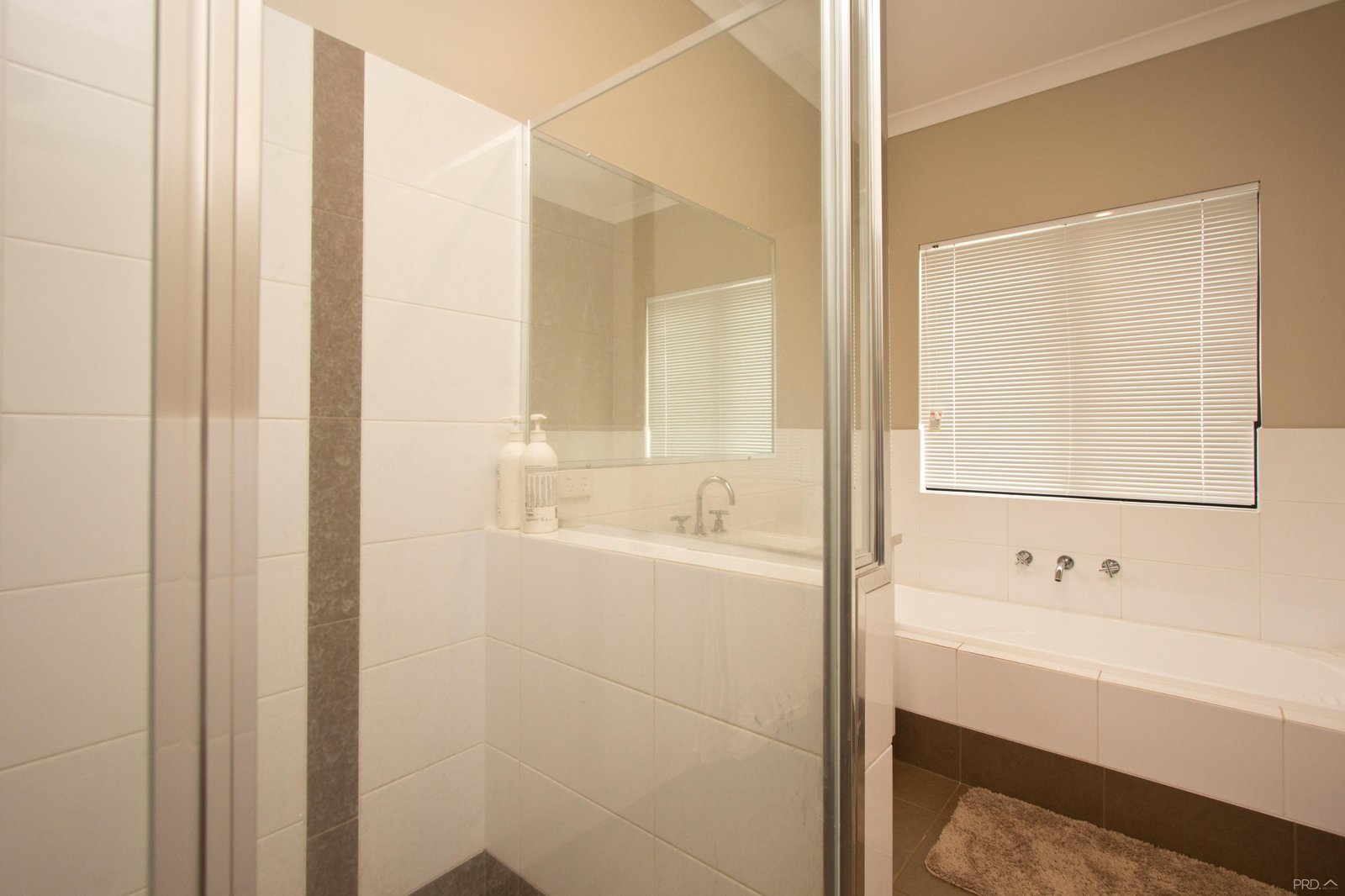 14 Hin Way BILINGURR 9