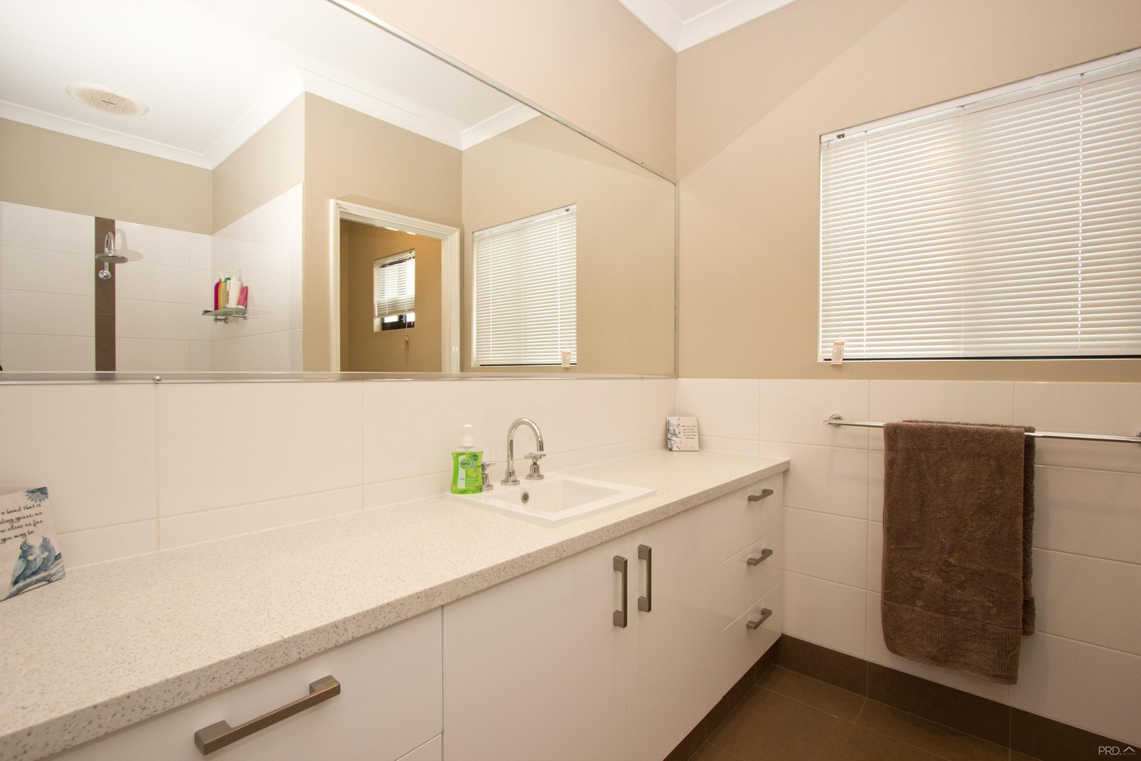 14 Hin Way BILINGURR 10