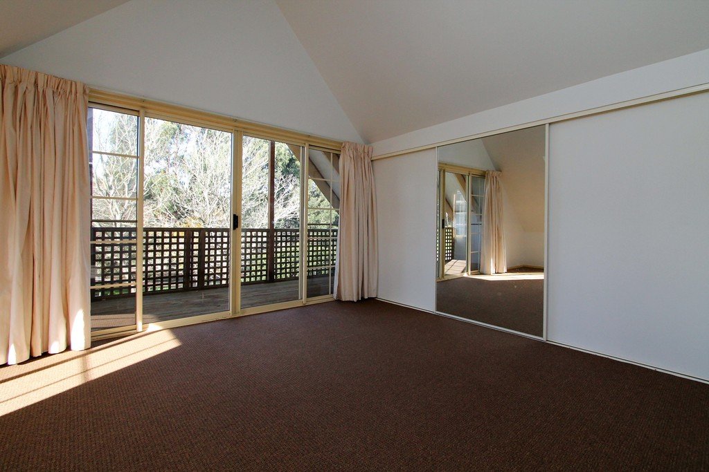 14 Hiscock Gully Road MOUNT HELEN 13