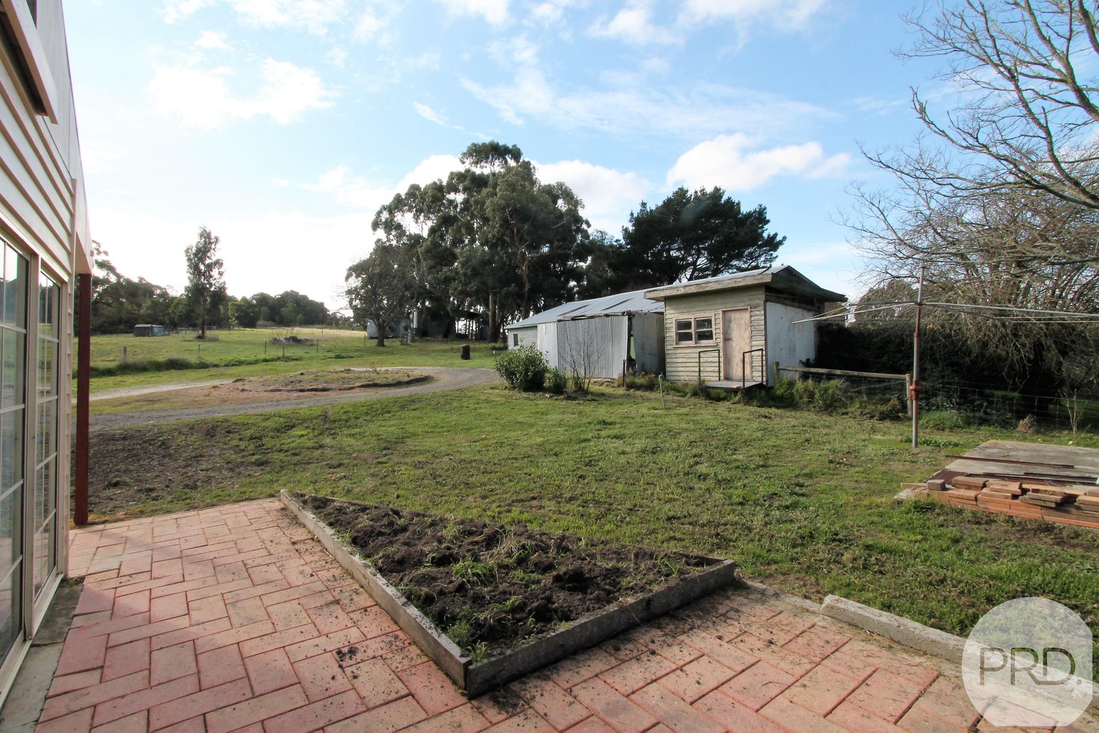 14 Hiscock Gully Road MOUNT HELEN 5