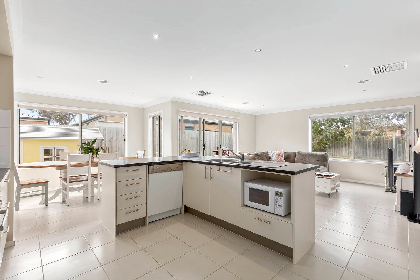 Real Estate and Property in 14 Hoddle Drive, Leopold, VIC