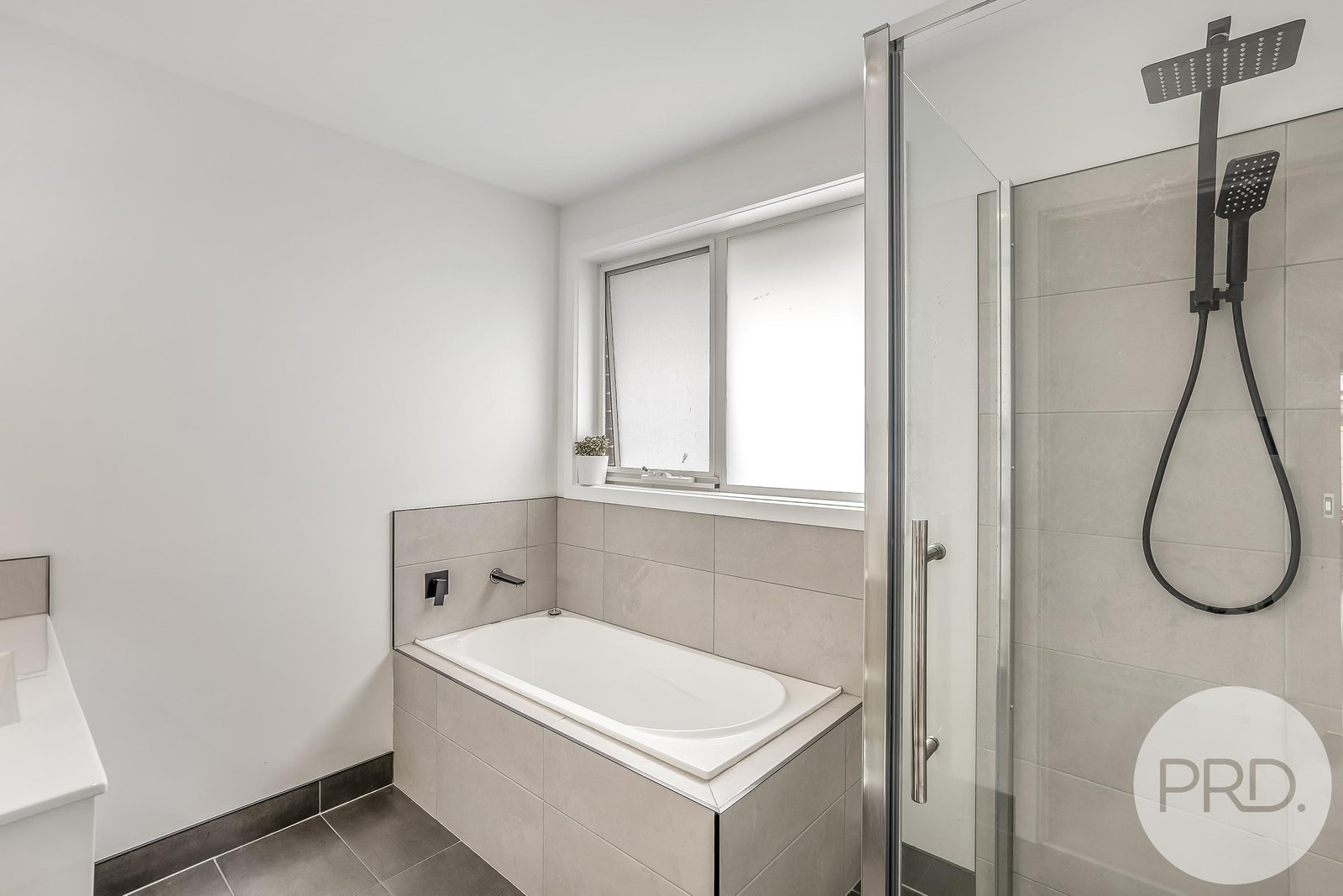 14 Hollingsworth Street BRIGHTON 8