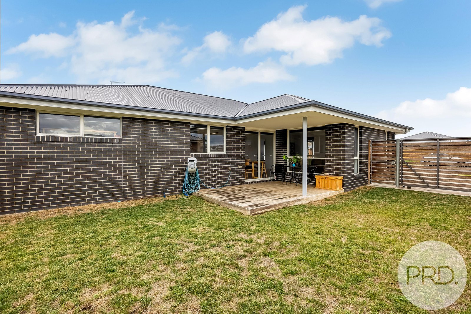 14 Hollingsworth Street BRIGHTON 12