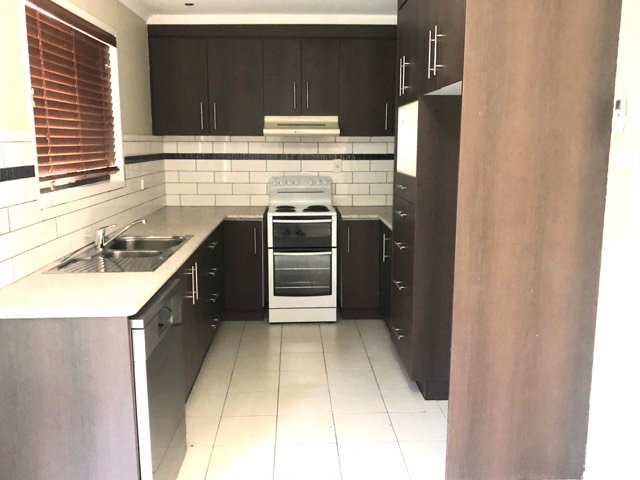 14 Hoskyn Court CLINTON 16