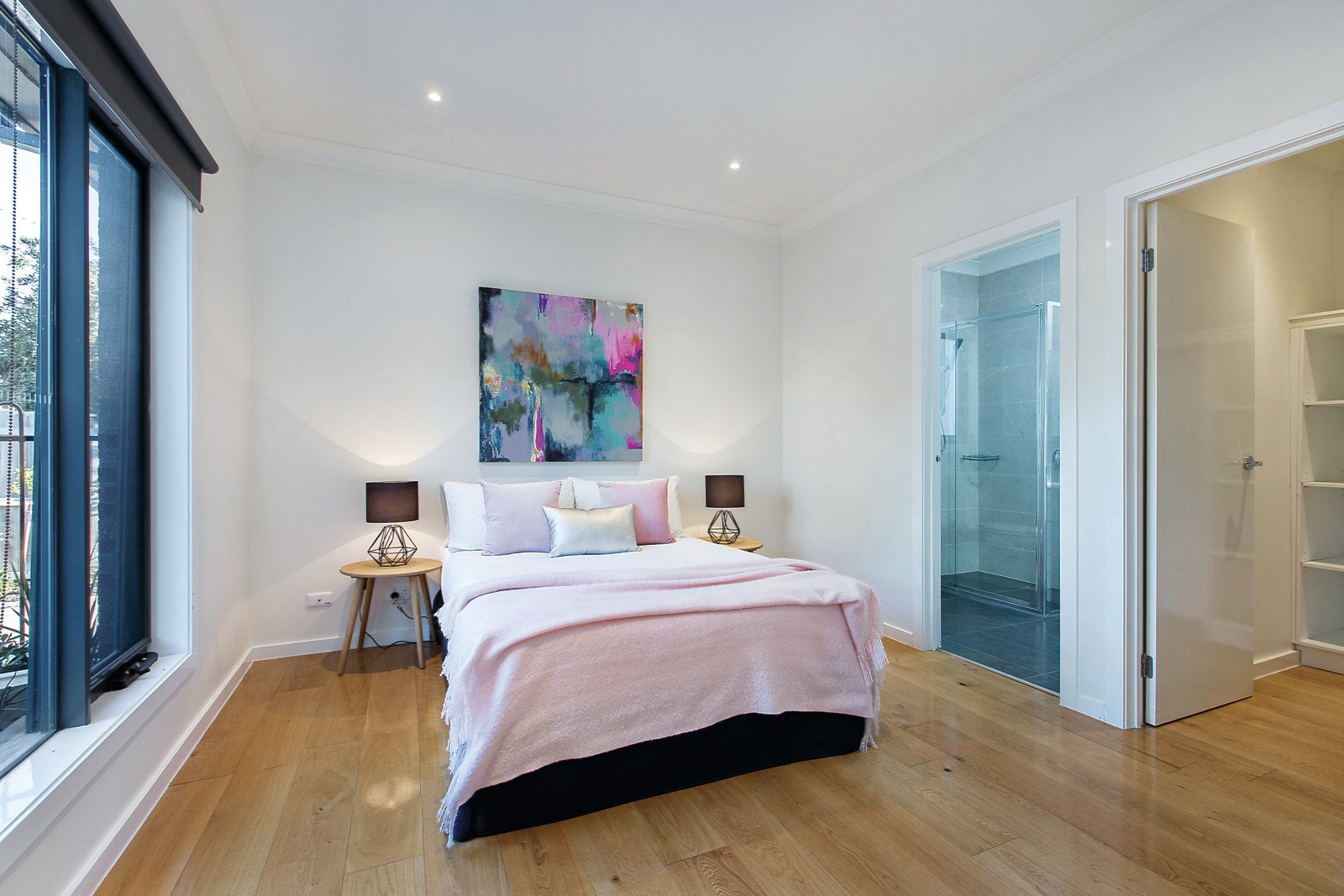 1/4 Huon Grove, Ashburton, VIC