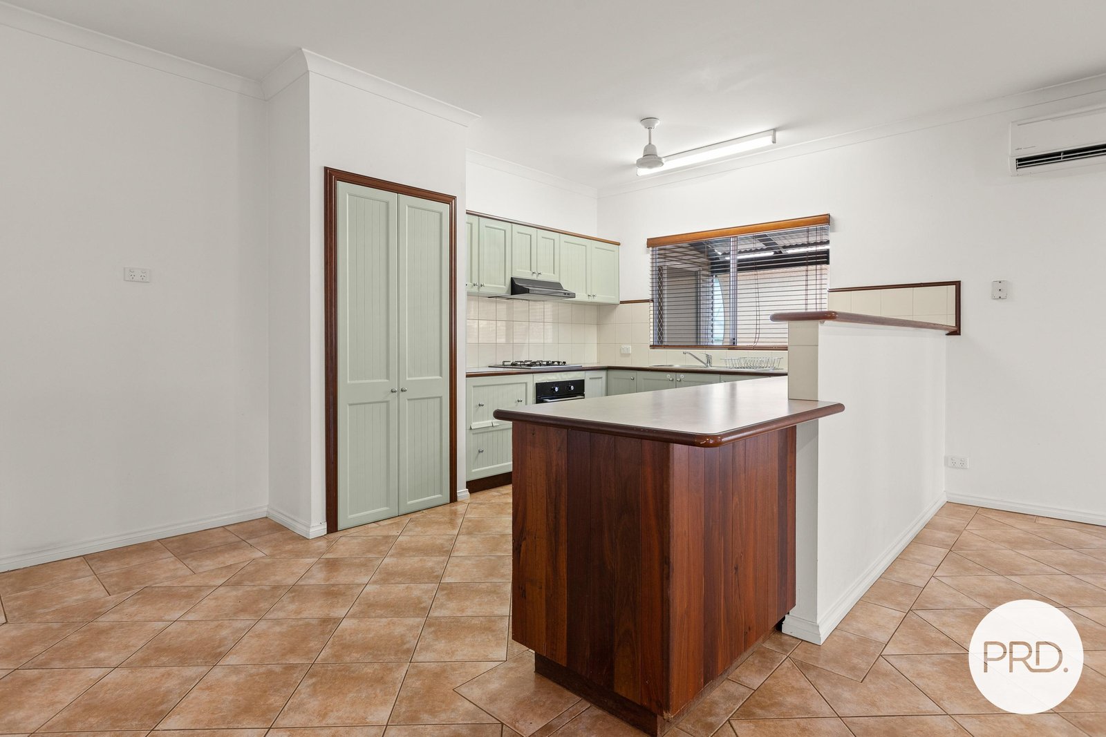 1/4 Ignatius Court CABLE BEACH 7