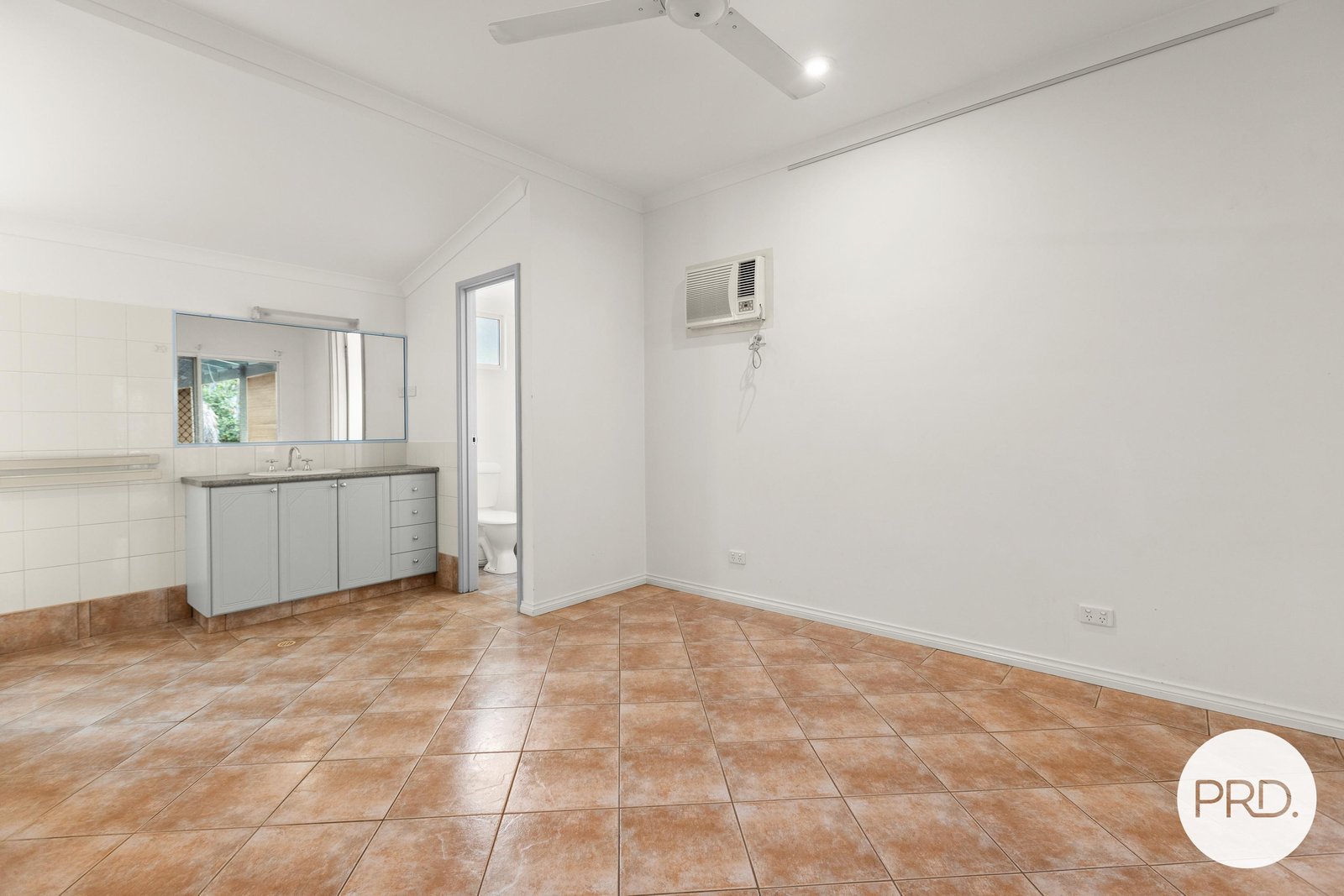 1/4 Ignatius Court CABLE BEACH 12