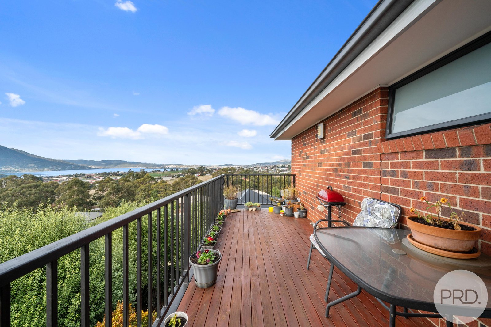 1/4 Ironbark Drive CLAREMONT 2