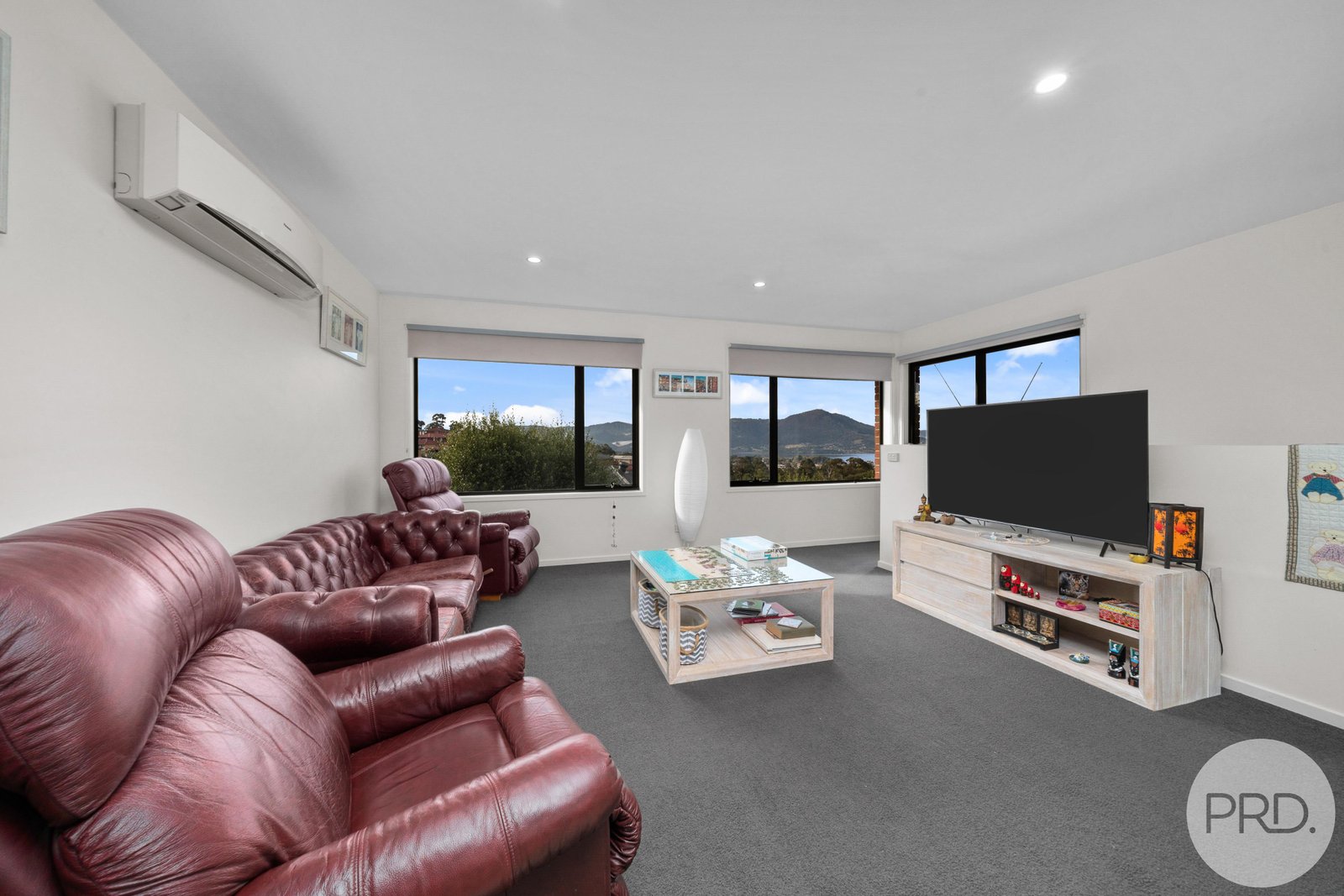 1/4 Ironbark Drive CLAREMONT 3