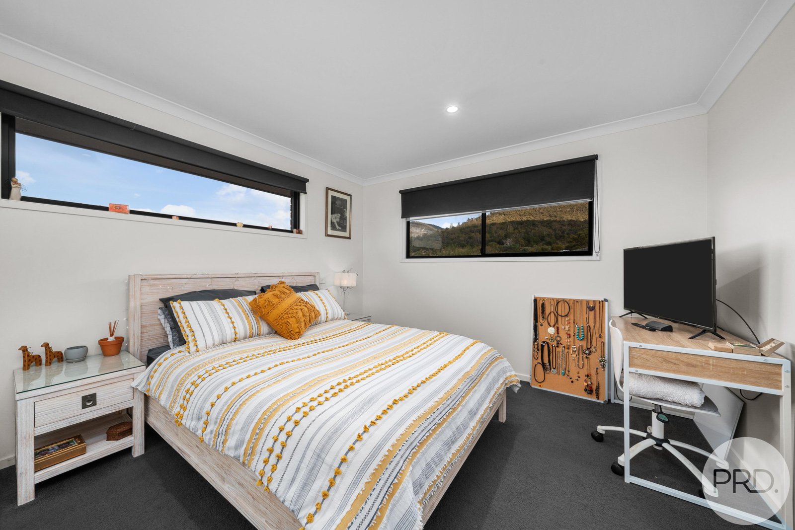 1/4 Ironbark Drive CLAREMONT 5