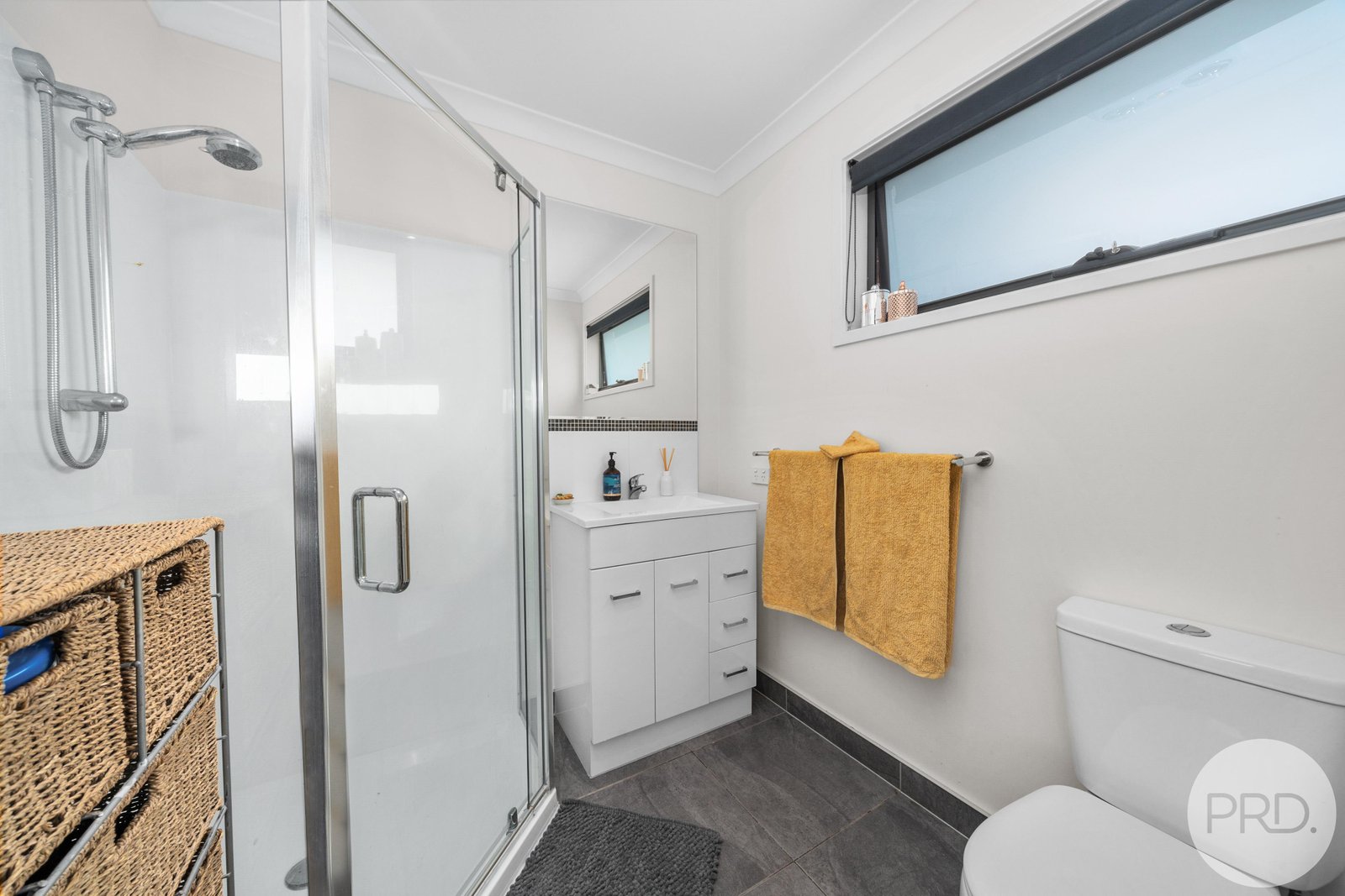 1/4 Ironbark Drive CLAREMONT 6