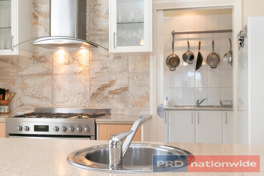 14 Jacksons Road WARRENHEIP 6