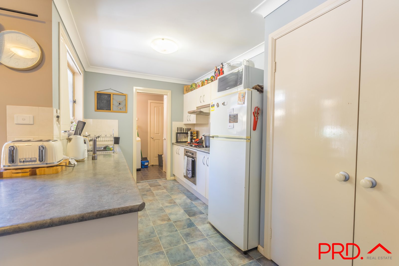 14 James Place TAMWORTH 9