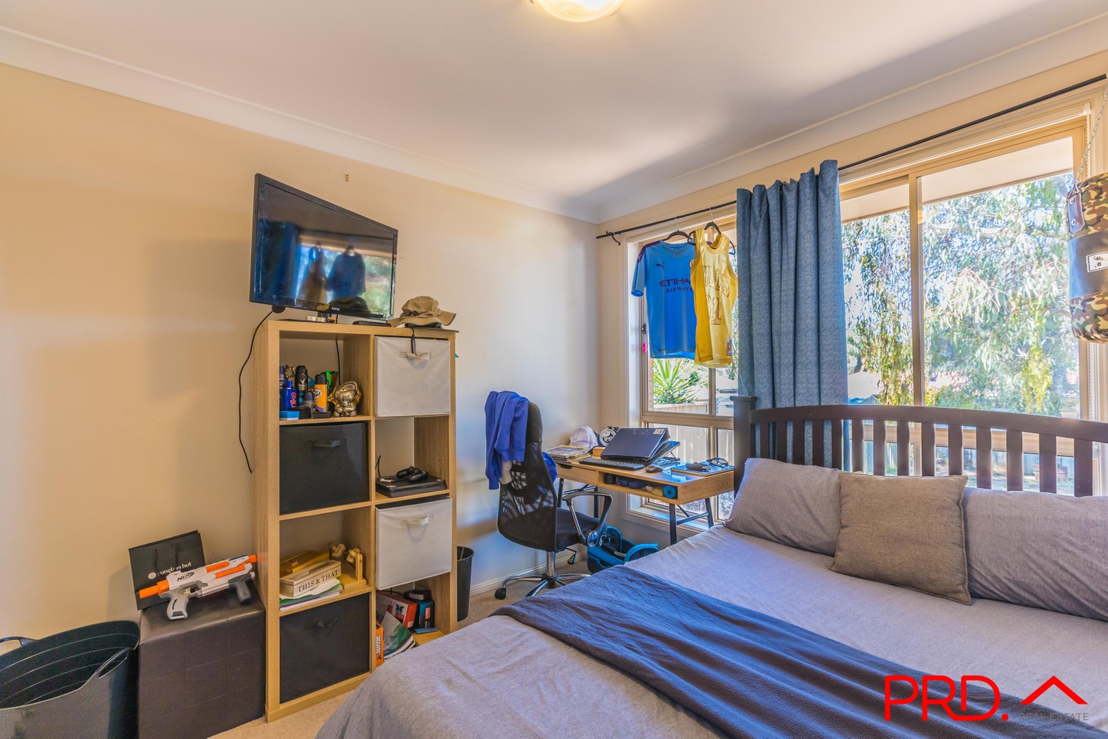 14 James Place TAMWORTH 13