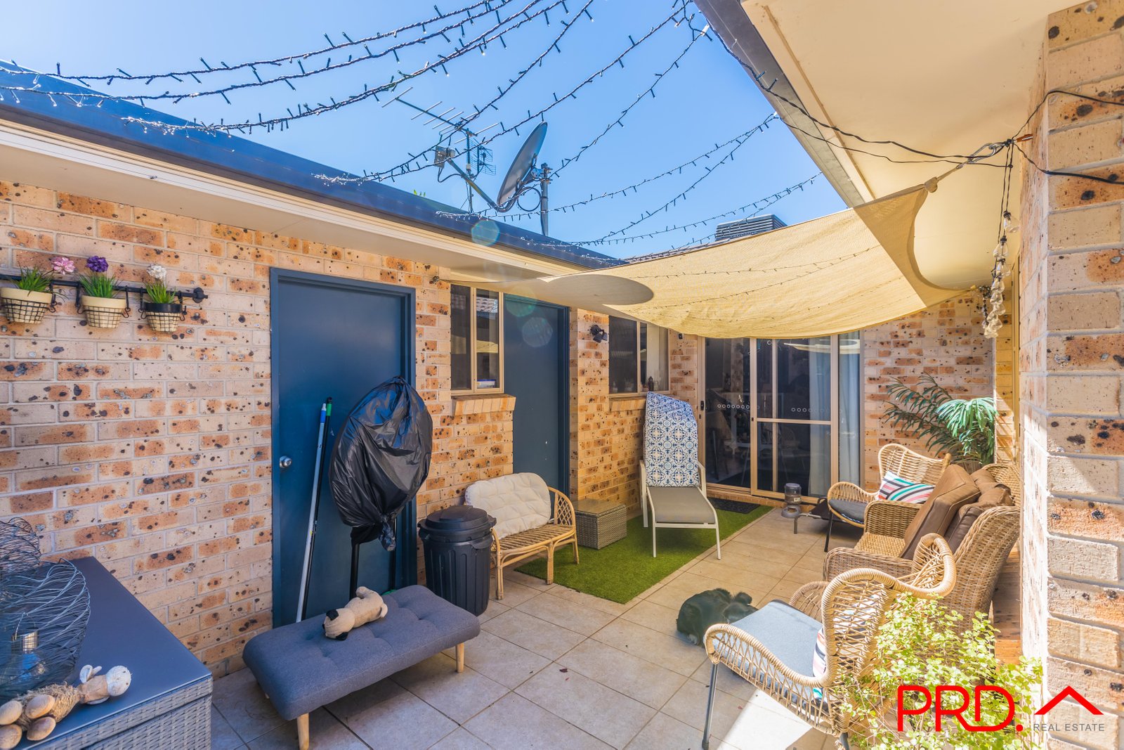 14 James Place TAMWORTH 16