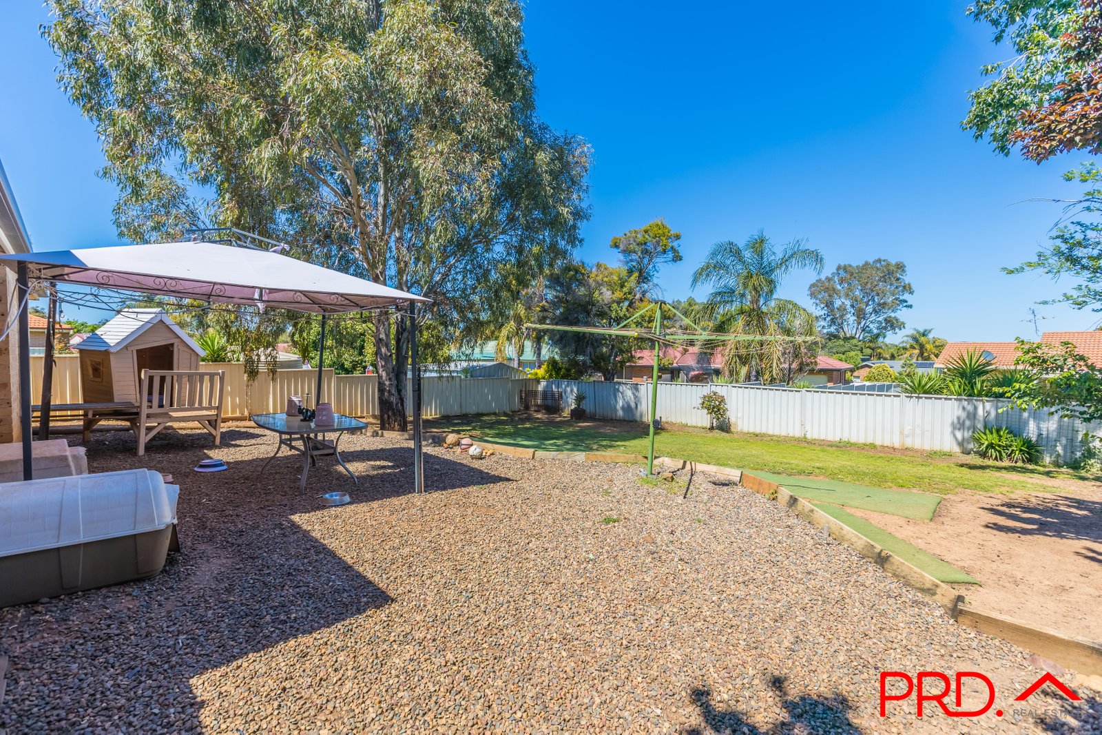 14 James Place TAMWORTH 18