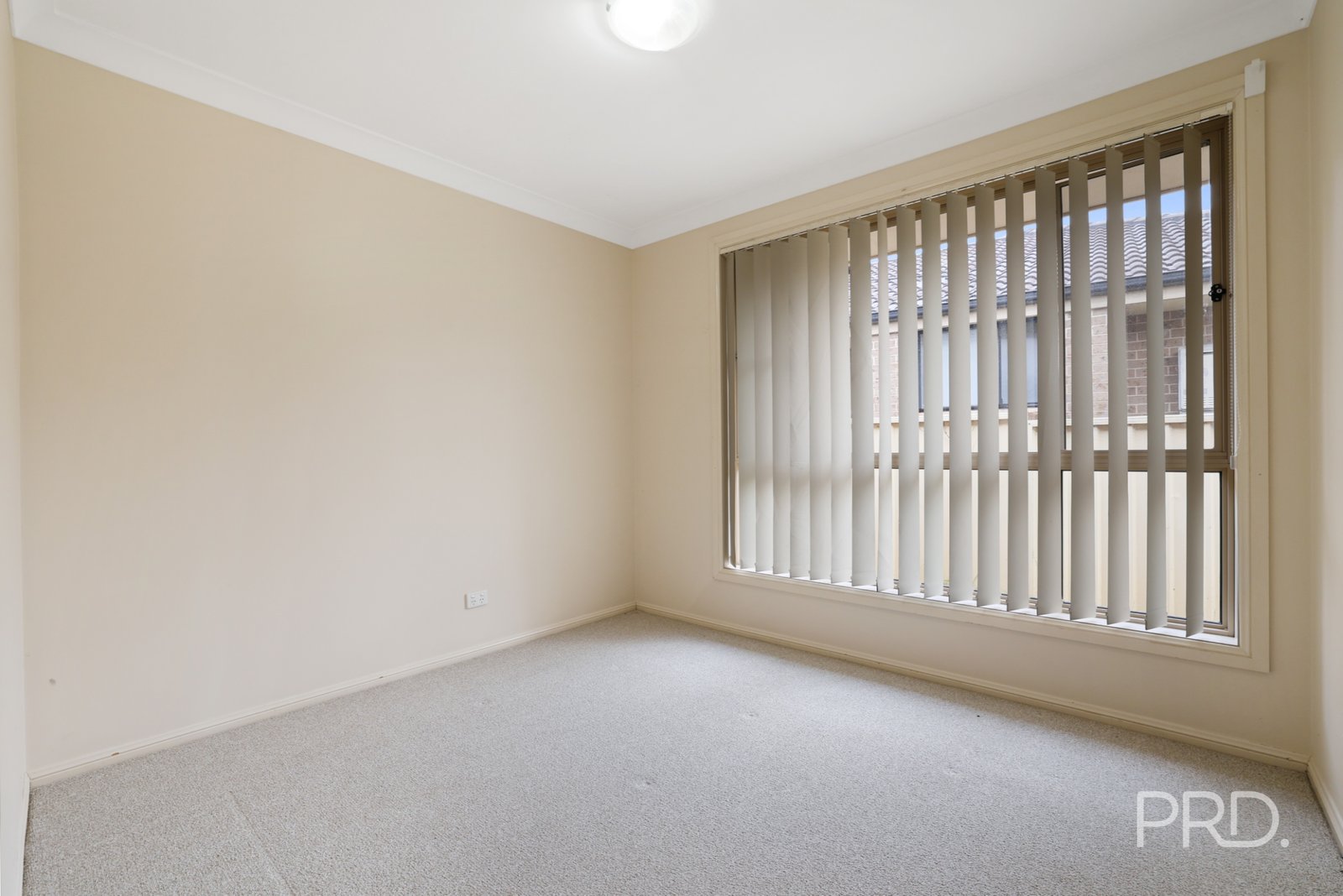 14 James Place TAMWORTH 17