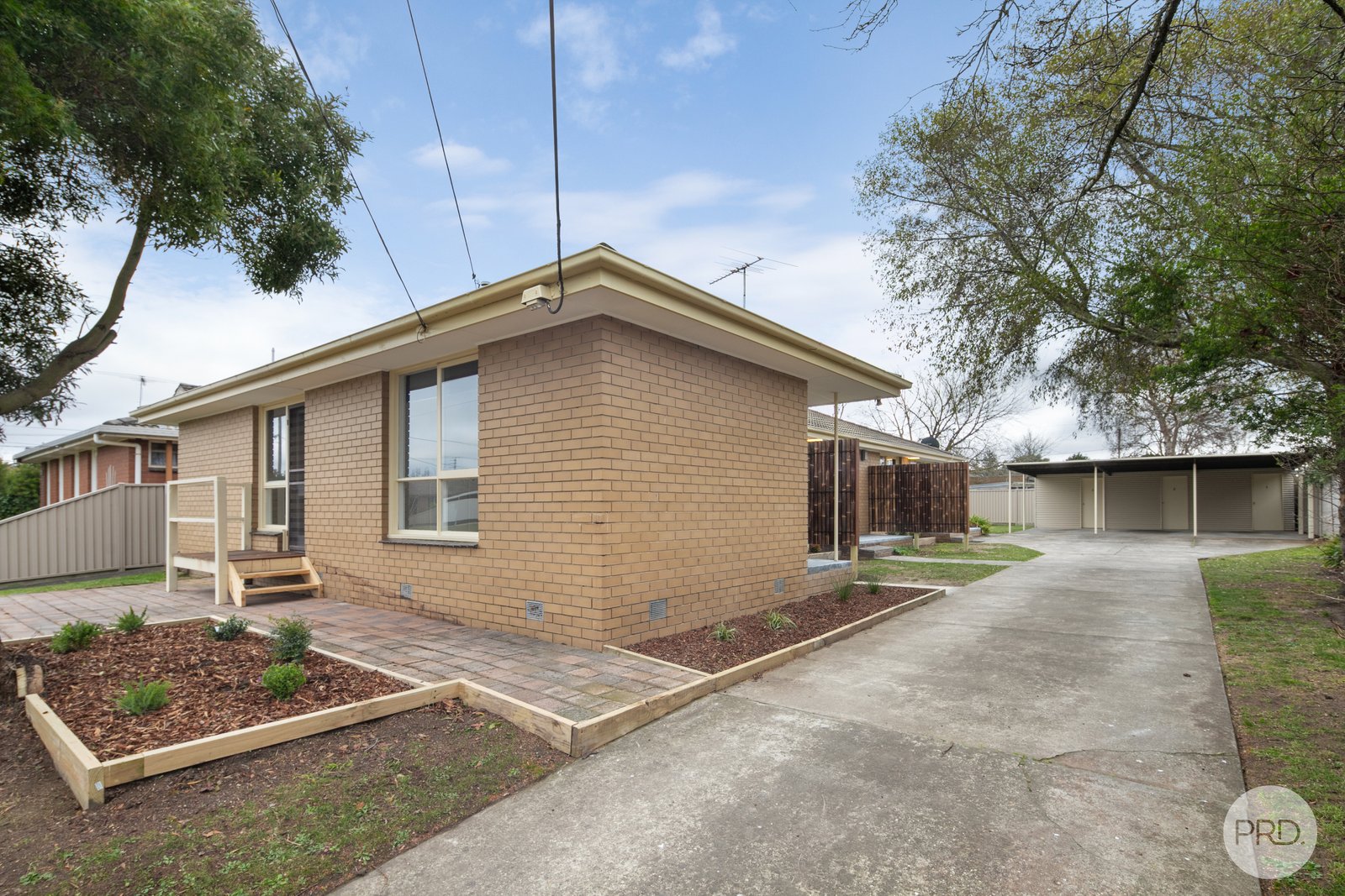 1/4 John Street WENDOUREE 1