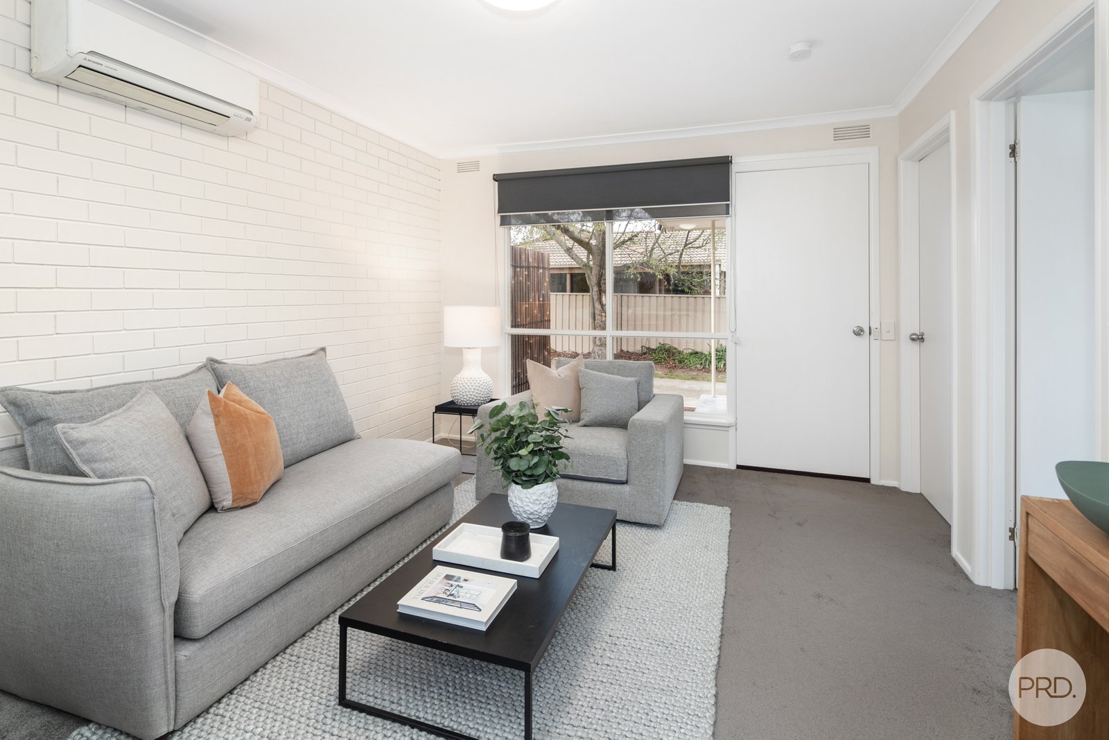 1/4 John Street WENDOUREE 3