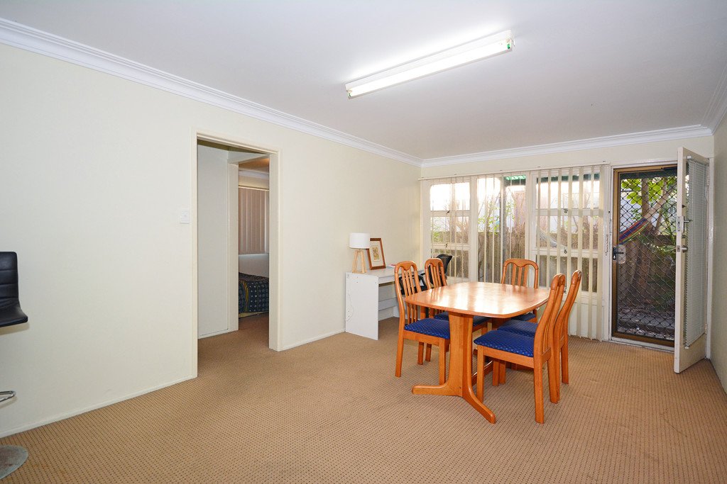 1/4 Johnston Street BILINGA 3