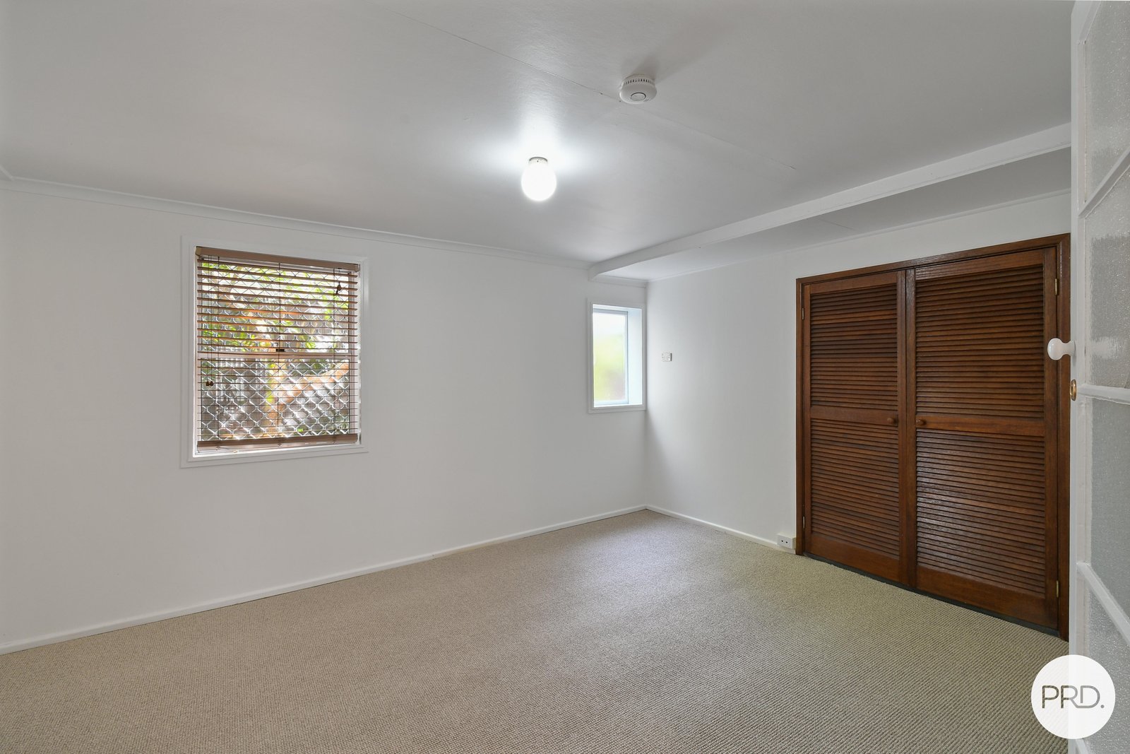 1/4 Johnston Street BILINGA 7