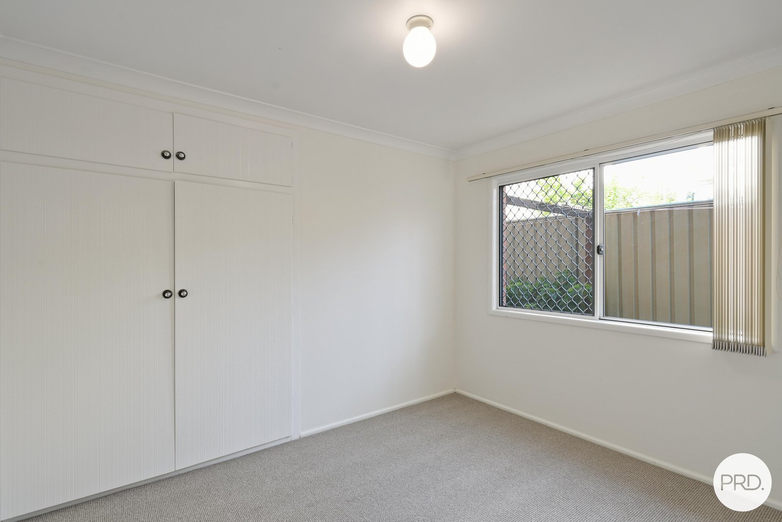 1/4 Johnston Street BILINGA 8