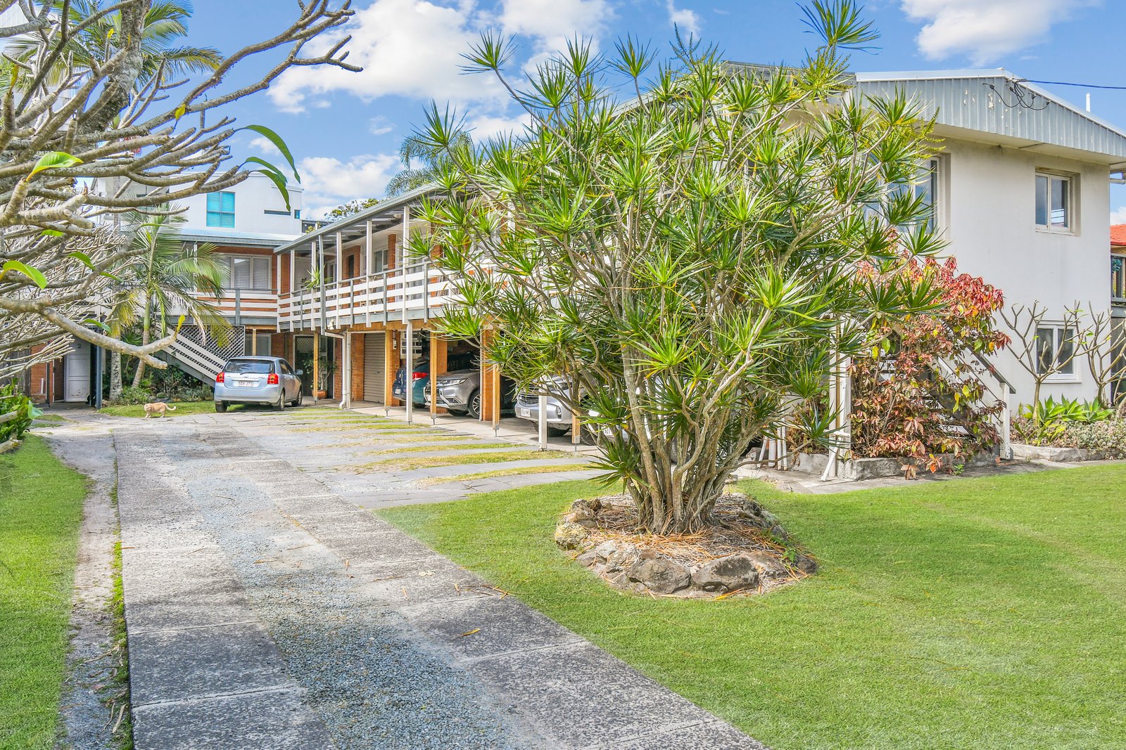 1/4 Johnston Street BILINGA 10