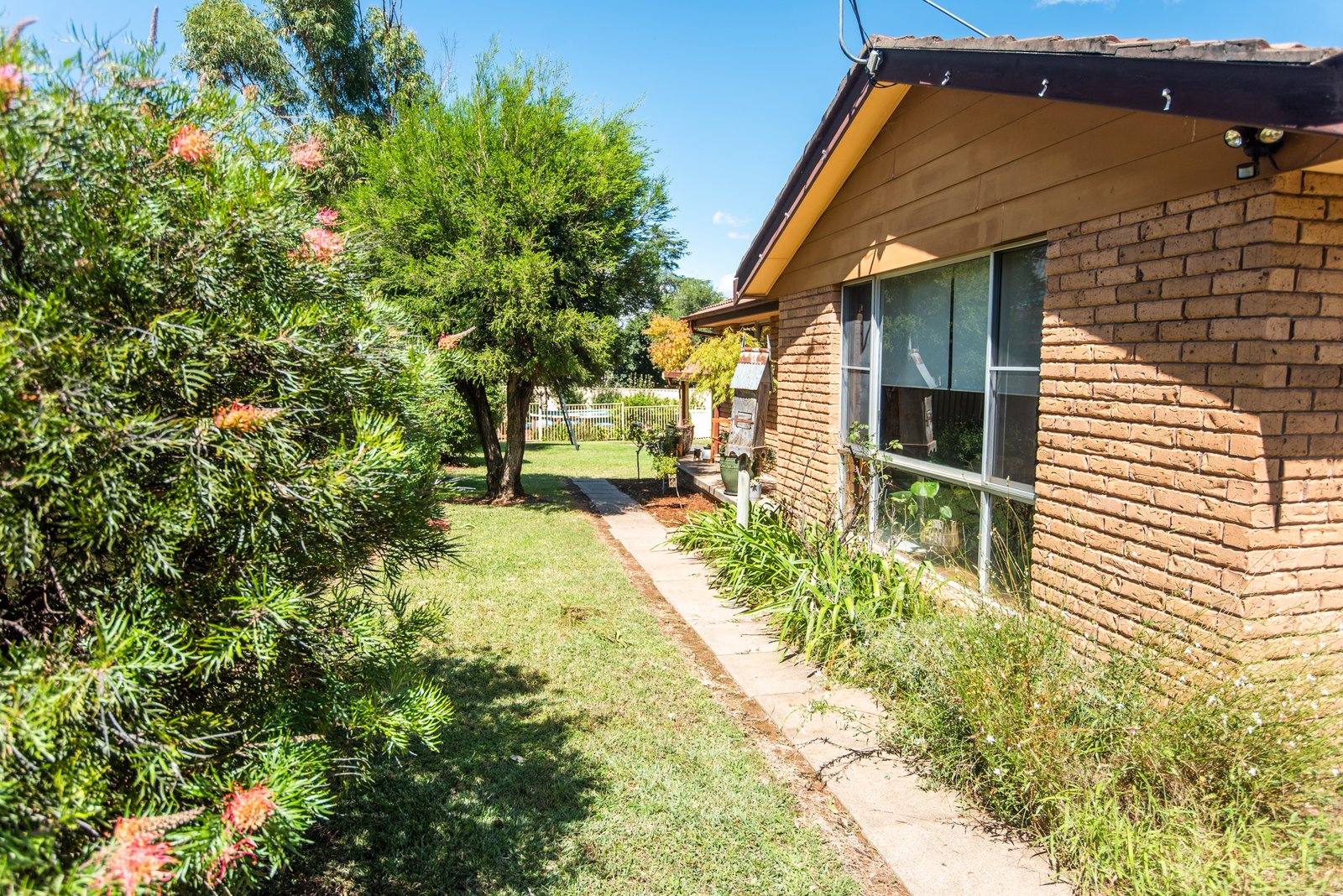 14 Joseph Brown Place TAMWORTH 2