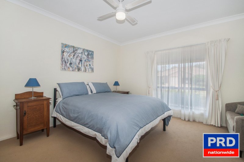 14 Kalbarri Grove KANAHOOKA 6