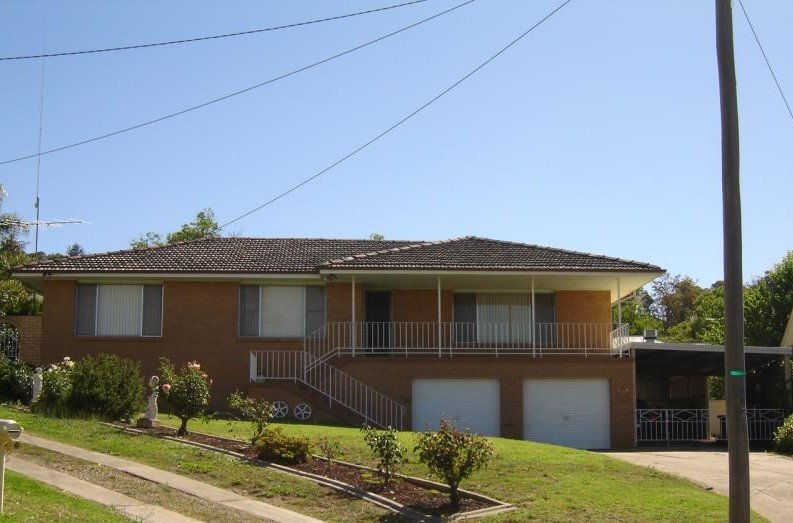 14 Kaleema Crescent TUMUT 1