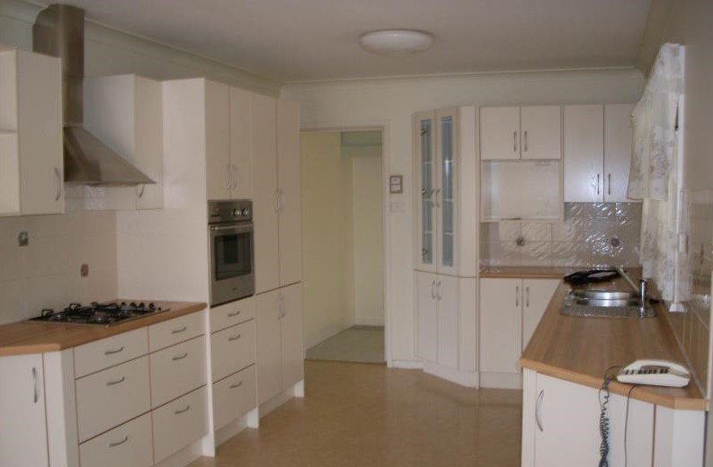 14 Kaleema Crescent TUMUT 2