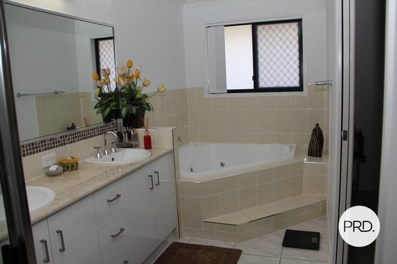 14 Karumba Court TANNUM SANDS 9