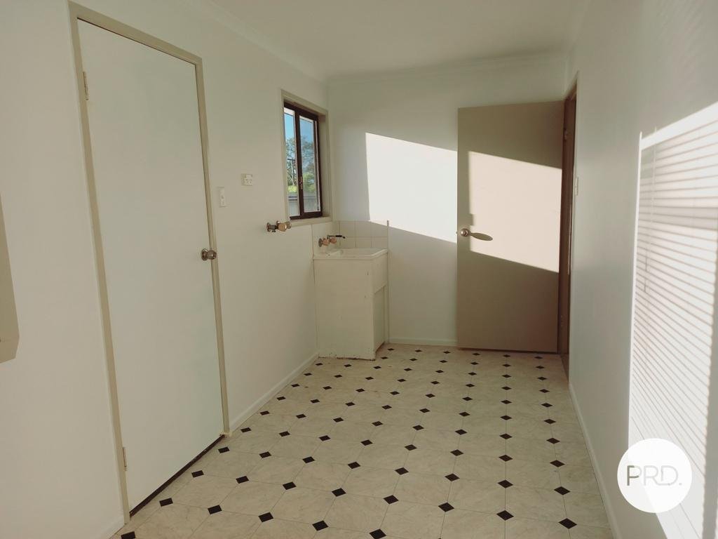 14 Katandra Street BOYNE ISLAND 15